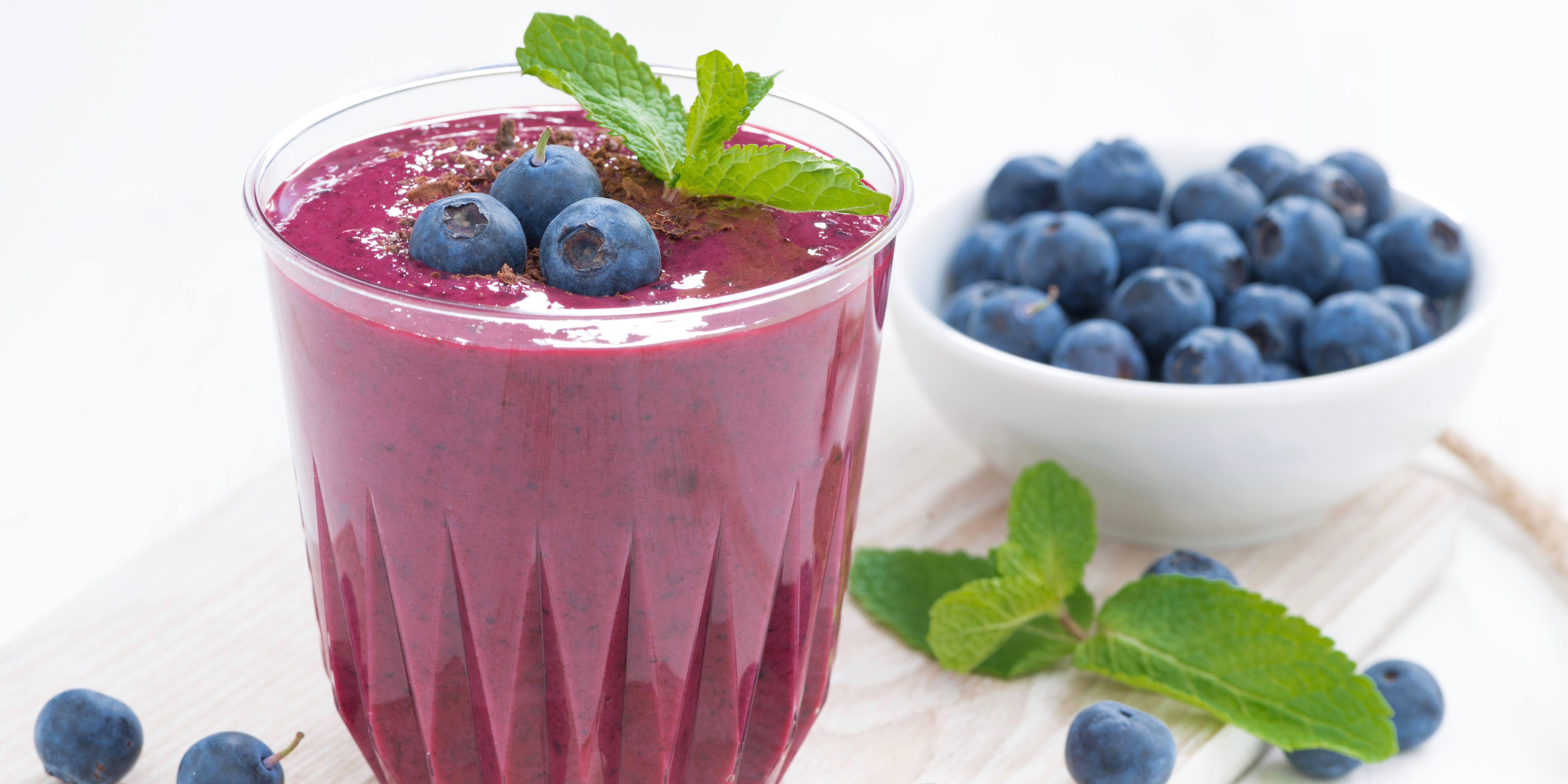 Blueberry & Chocolate Smoothie photo